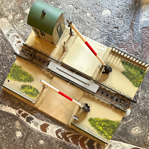 Märklin bahnübergang 457 - bahnübergang,